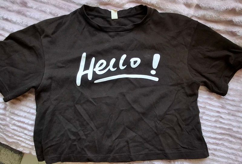 Cute 'Hello!' Graphic Tee