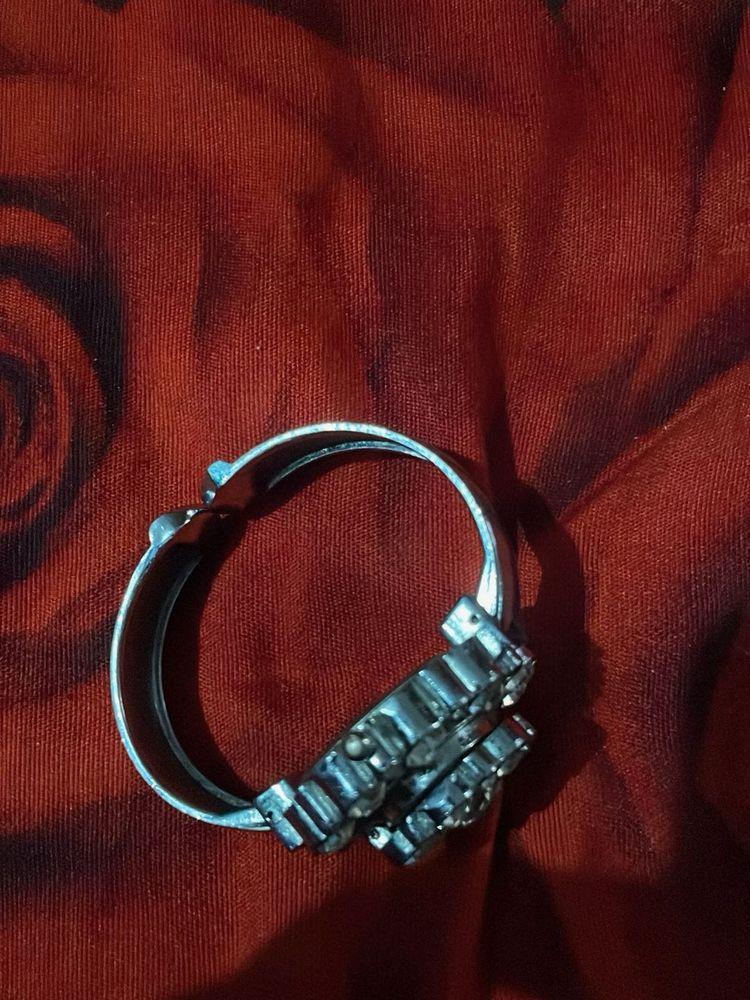 Sparkling Bangle Bracelet