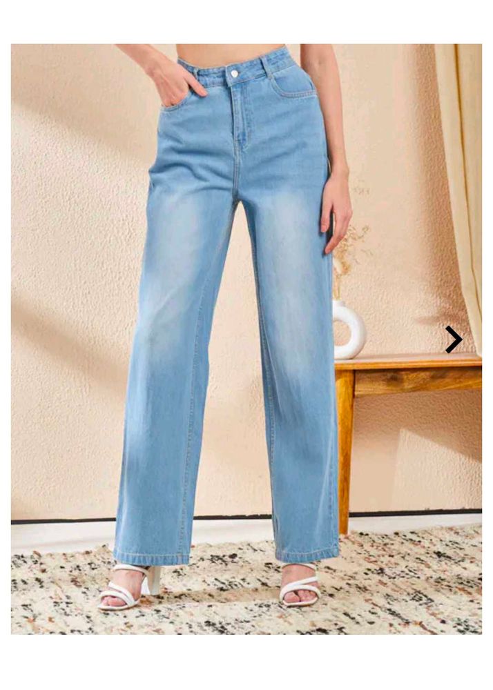 Light Wash Wide Leg Jeans