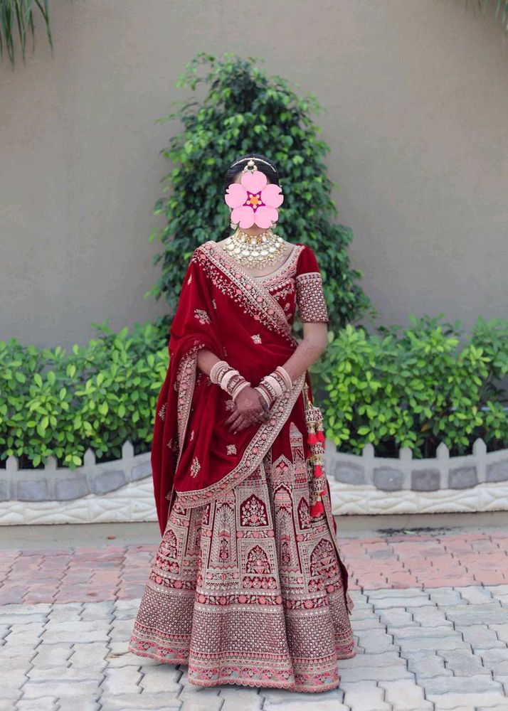 *New*Elegant Red Velvet Bridal Lehenga