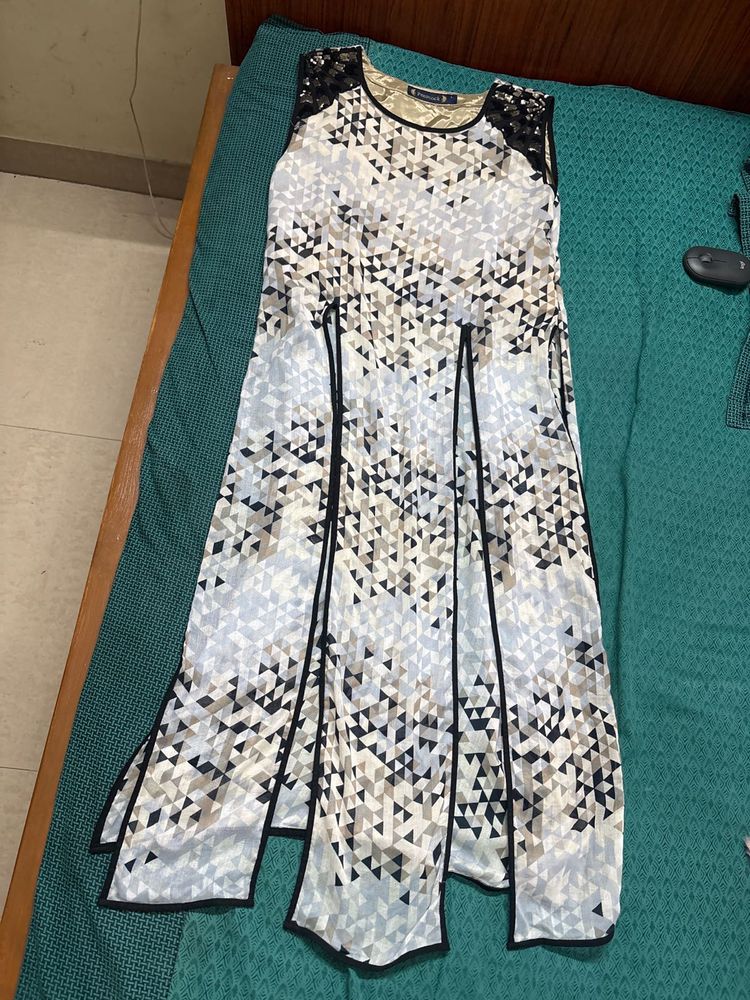 Stylish Geometric Print Kurti