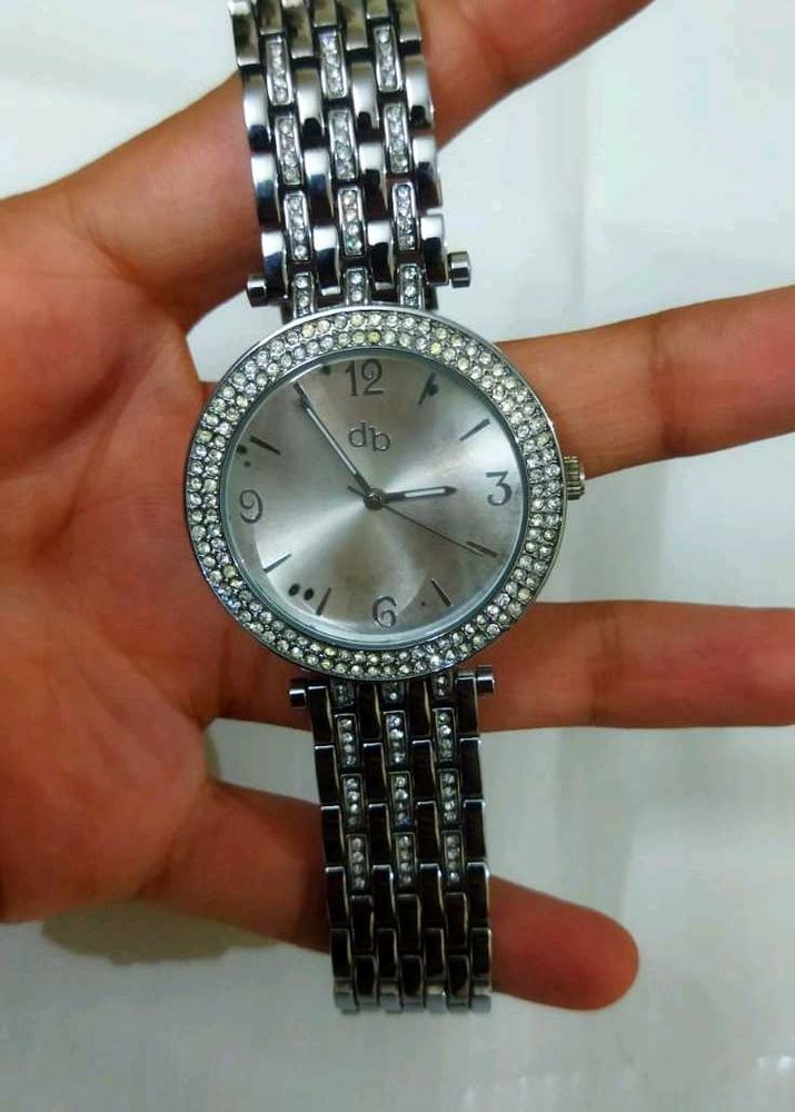 Sparkling Designer Watch