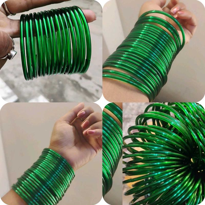 Vibrant Green Glass Bangles