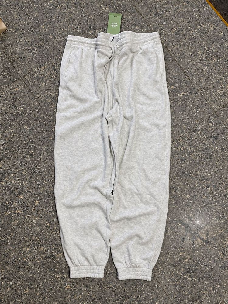 💯new H&amp;m light Grey joggers Sweatpants