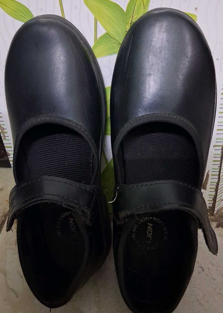 Black Shiny School Shoes for Students