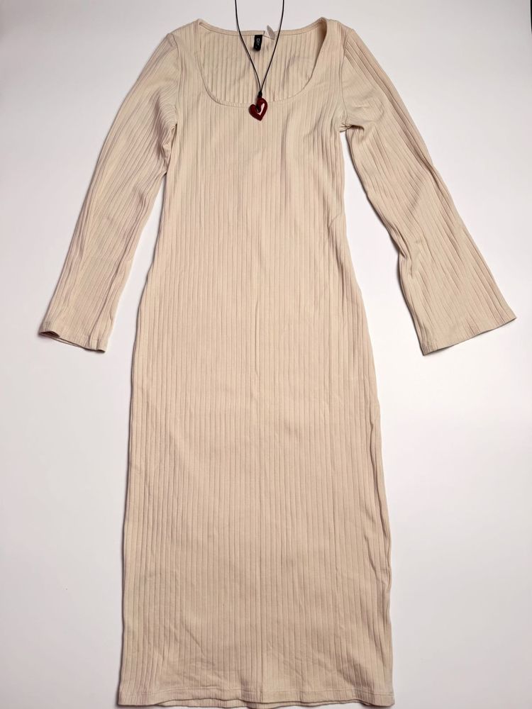 Ribbed Knit Midi Dress