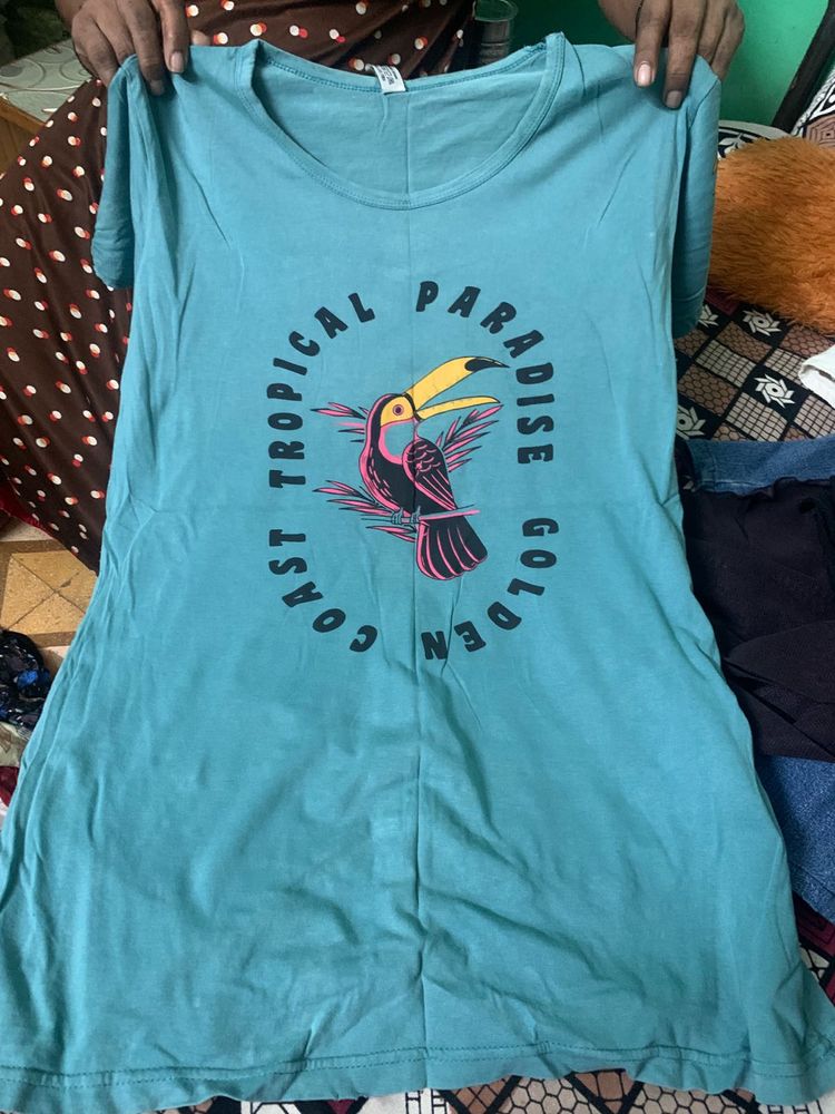 Tropical Toucan Graphic T-Shirt