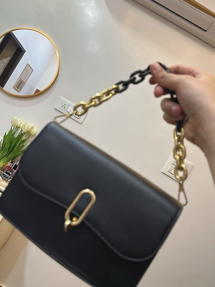 Chic Black Crossbody Bag with Gold Chain