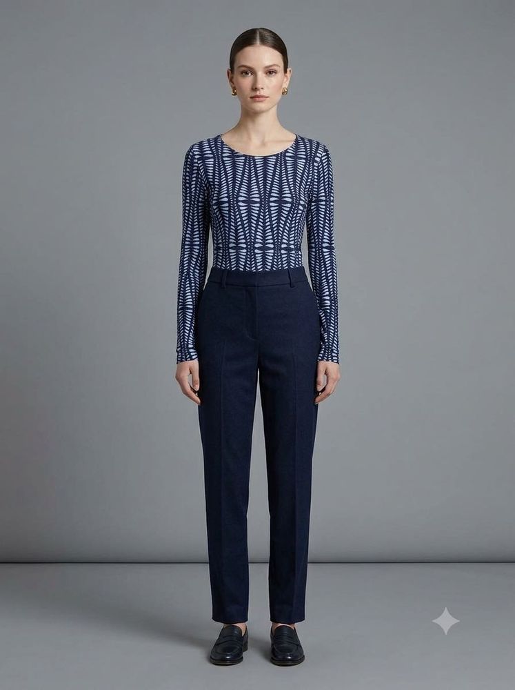 Contemporary Abstract Print Long-Sleeve Top