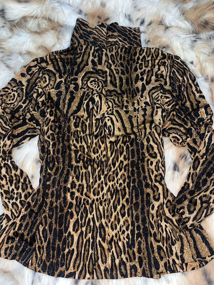 RARE Y2K Vintage Animal Print Mock Neck Top