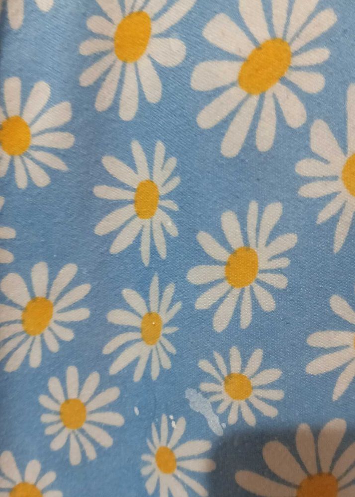 Cute Daisy Print Top