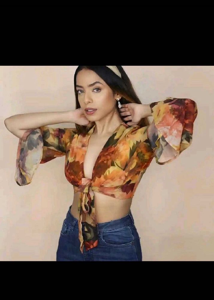 Floral Print Tie-Front Crop Top