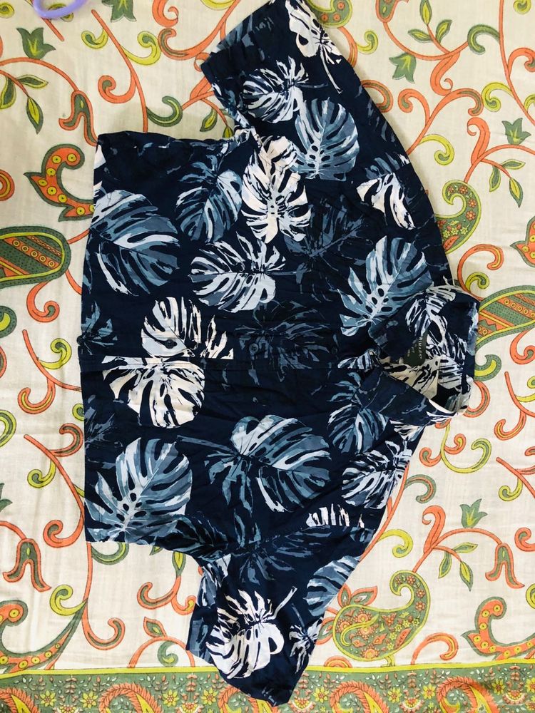 Navy Blue Tropical Print Crop Shirt