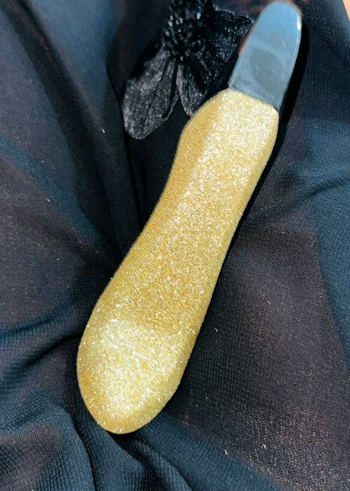 Sparkling Gold Face Scrubber Tool