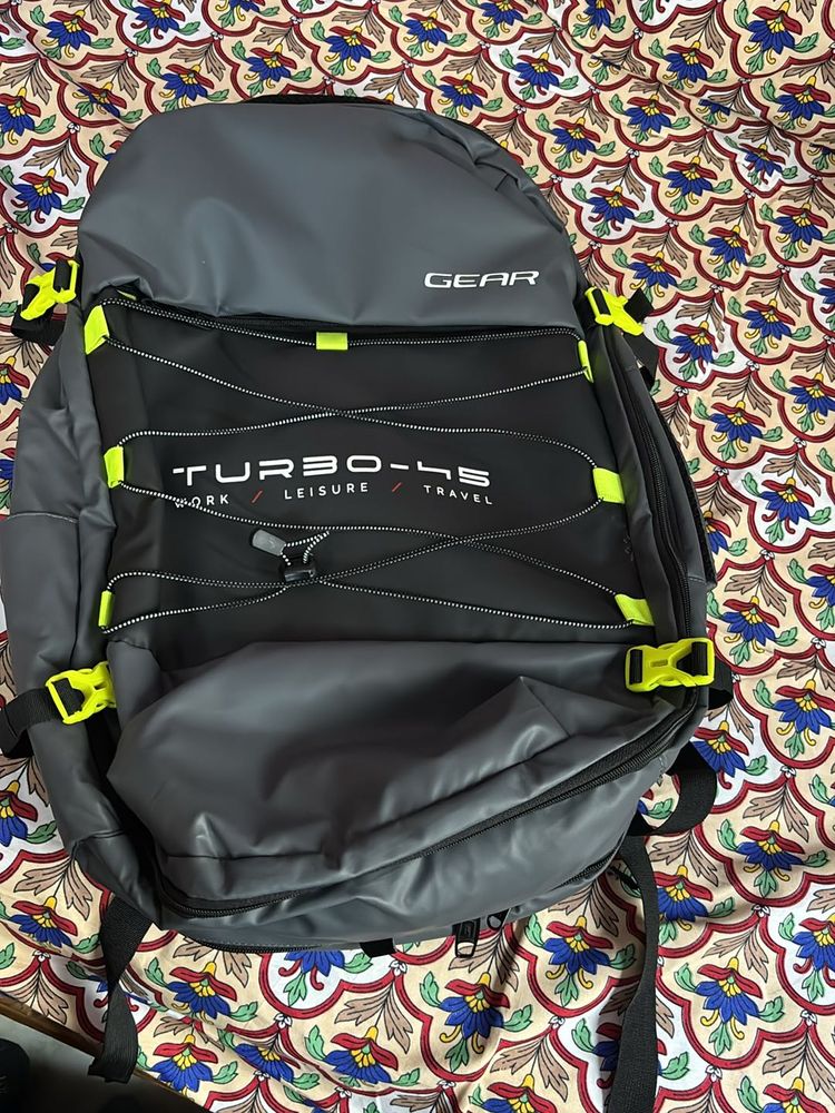 Gear Luggage And Laptop Bag