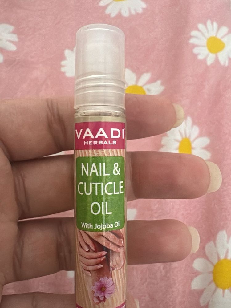 Nail and cuticle oil