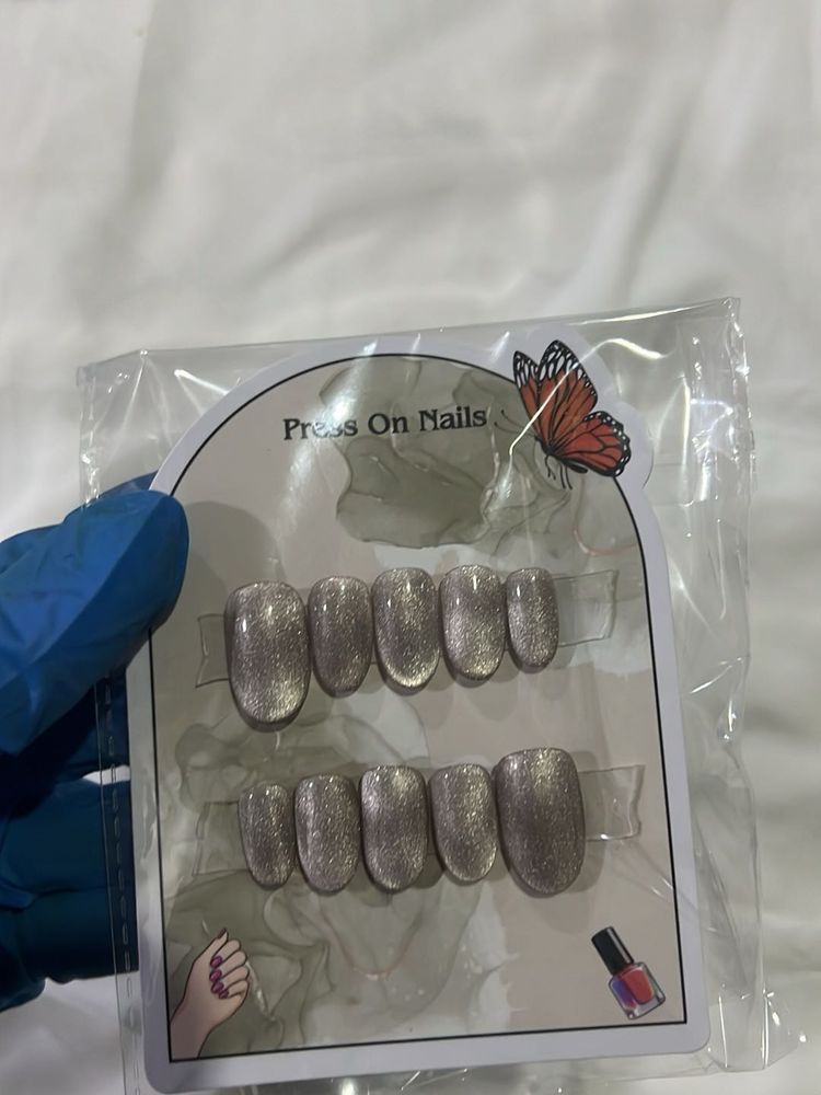 Press On Nails