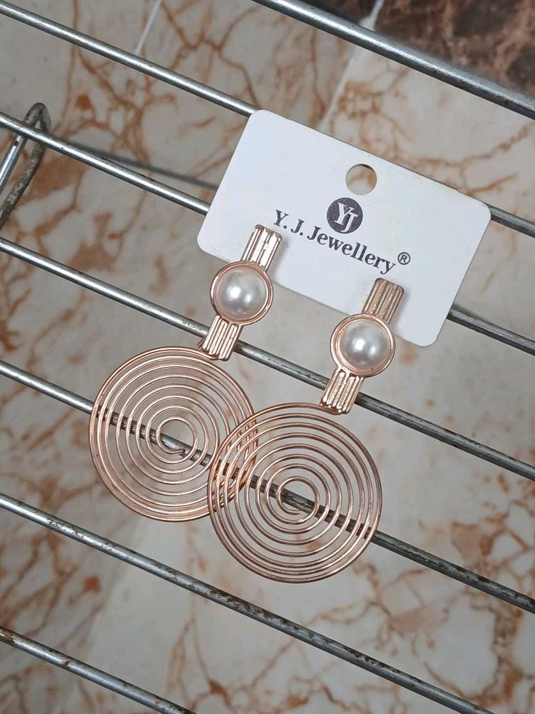 Rose Gold Spiral Pearl Earrings
