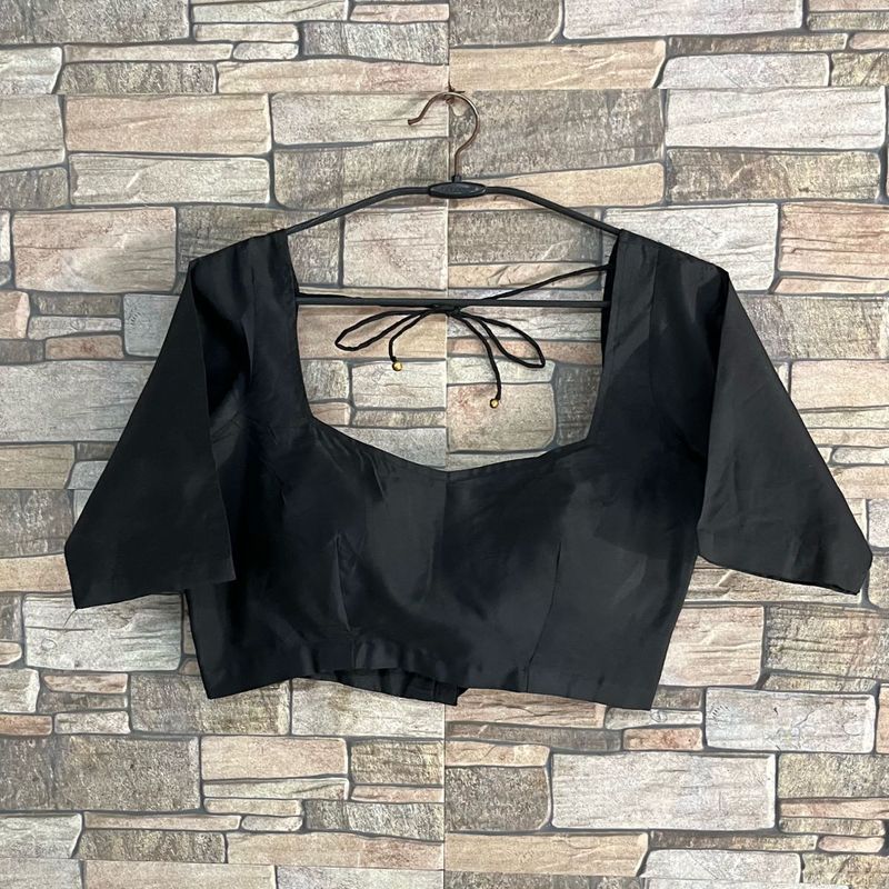 Elegant Black Blouse