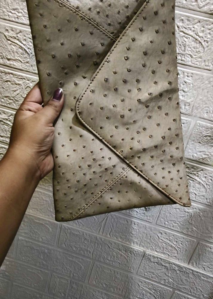 Stylish Ostrich Embossed Clutch Bag