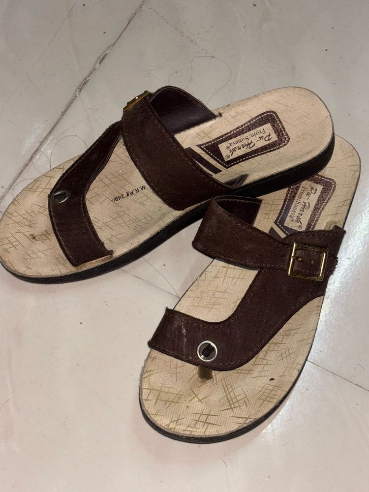 Comfortable Brown Flat Sandals