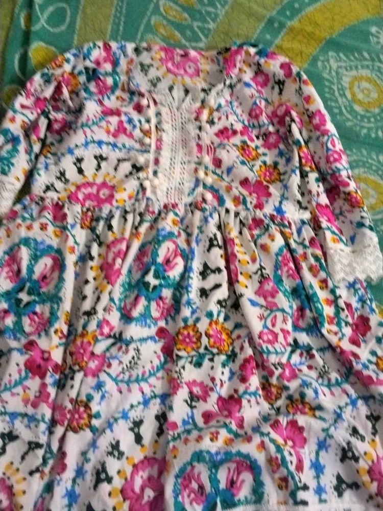 Vibrant Floral Print Kurta