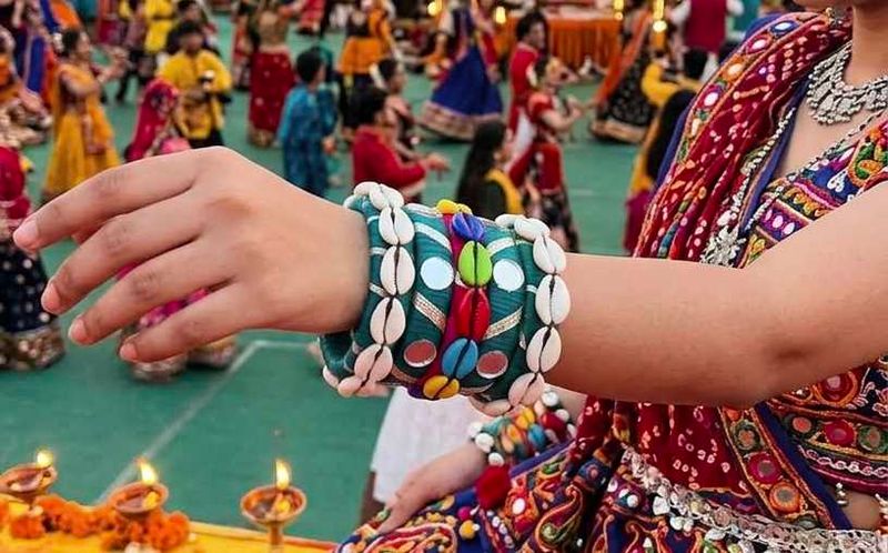 Garba jewellery -Seashell Bracelet