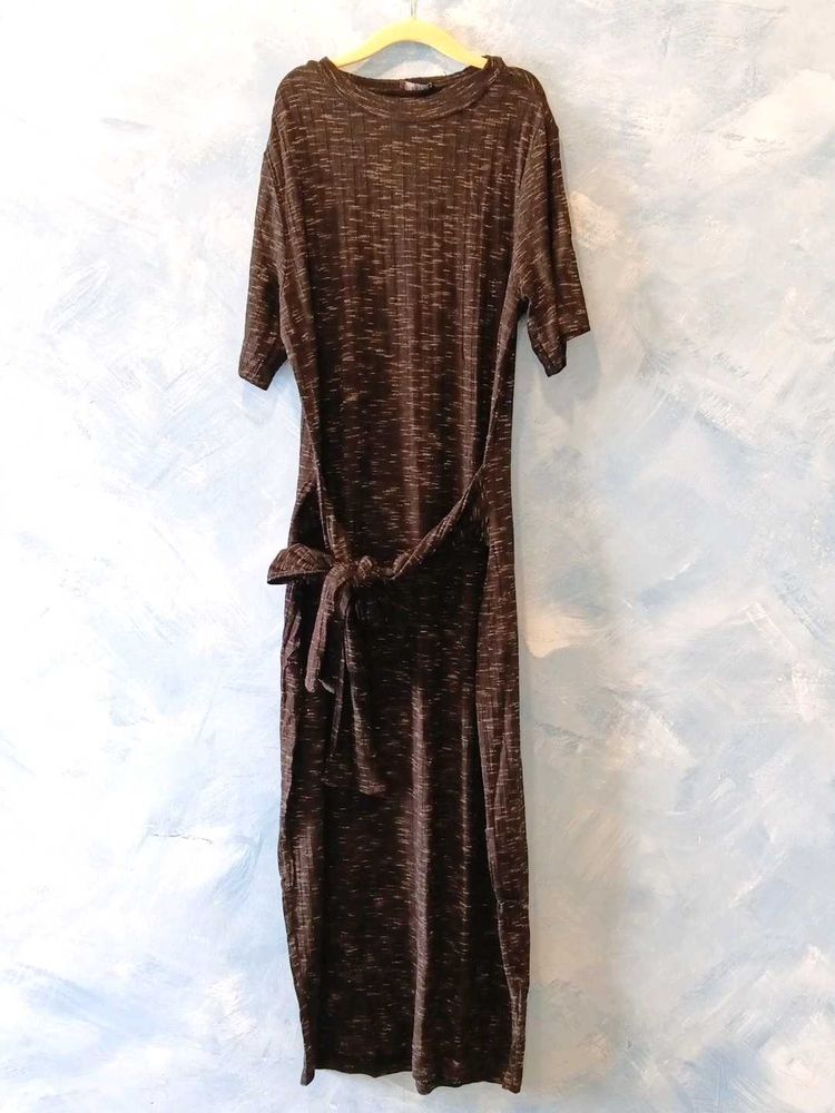 Knit Maxi Dress with Tie Waist