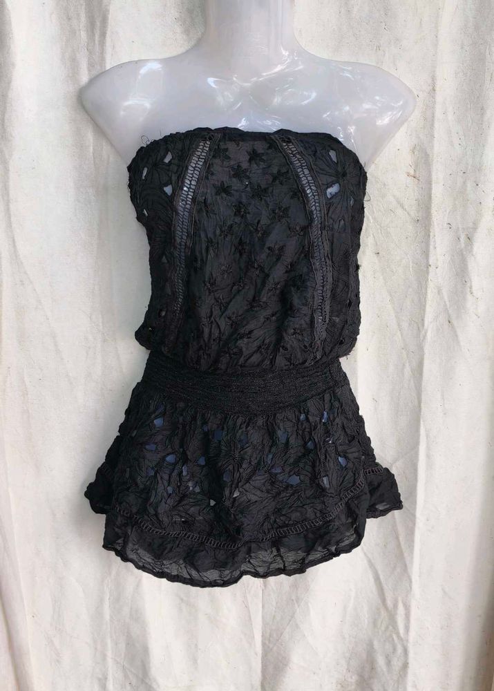 16109. Black Lace Strapless Top