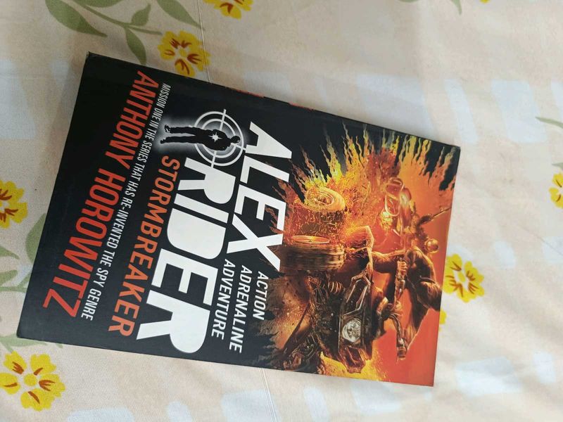 Alex Rider Stormbreaker Book