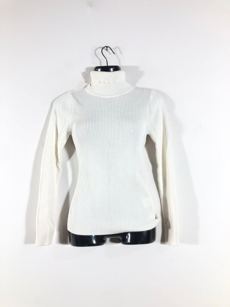 White Casual Top(Women)