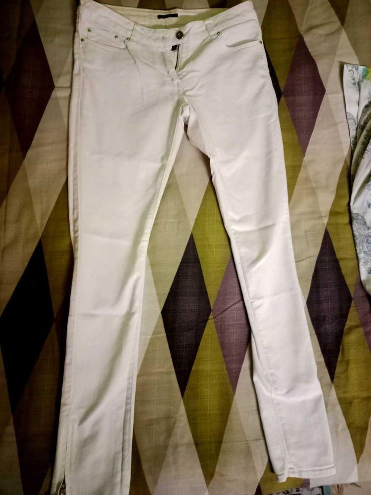 White Slim Fit Jeans