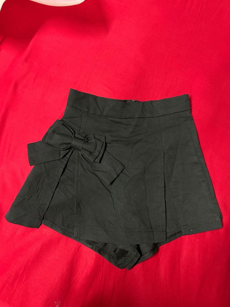 Cute Black Skort with Bow Detail