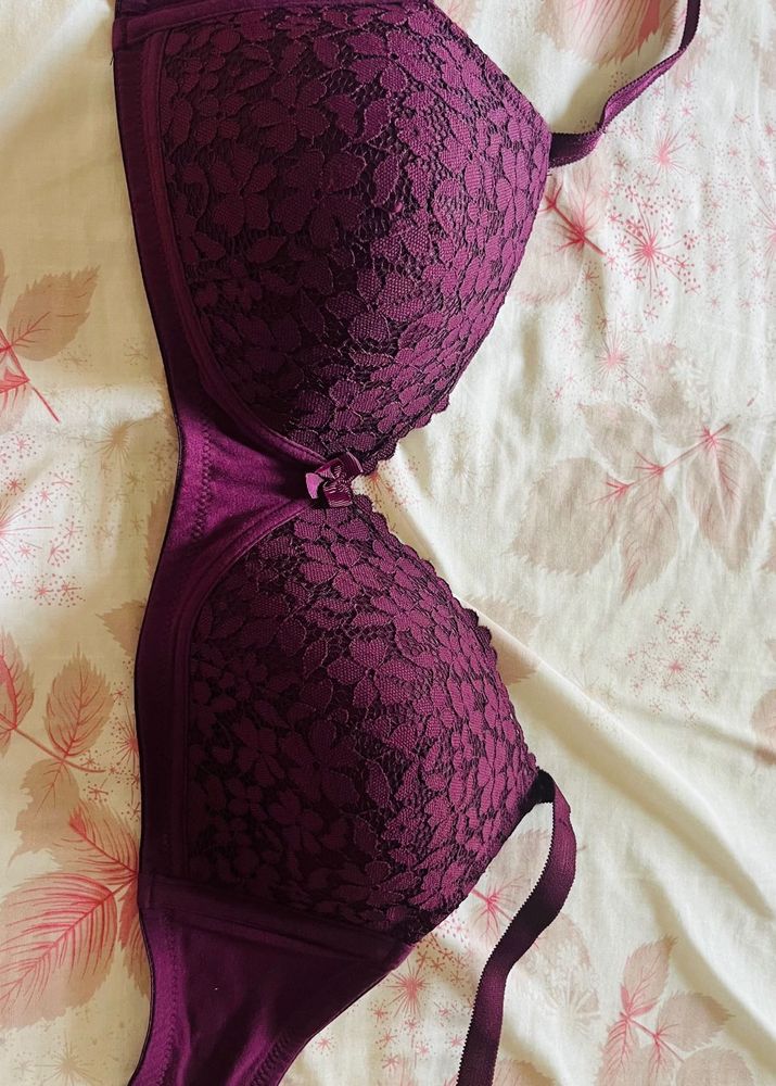 Lace Detail Bra