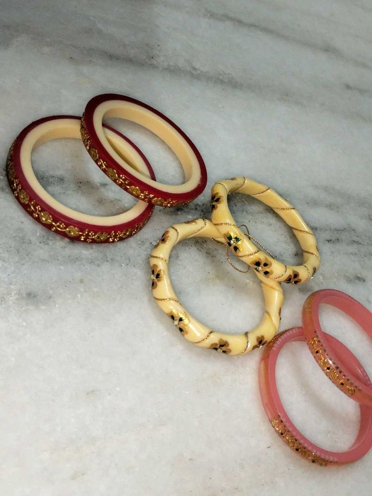 Set of 6 Colorful Bangles