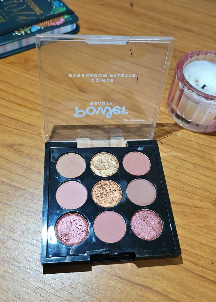 TRENDS 9-Color Eyeshadow Palette