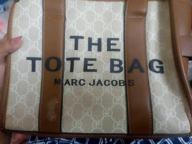Marc Jacobs The Tote Bag