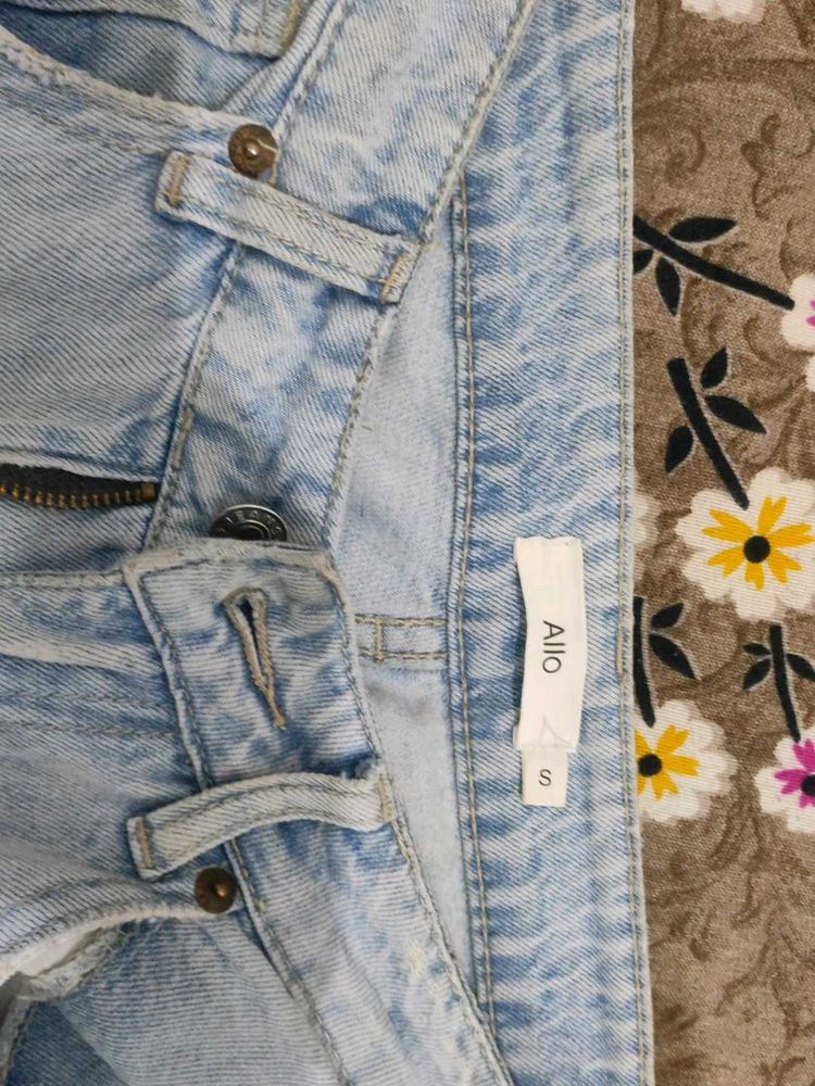 Light Wash Wide Leg Jeans