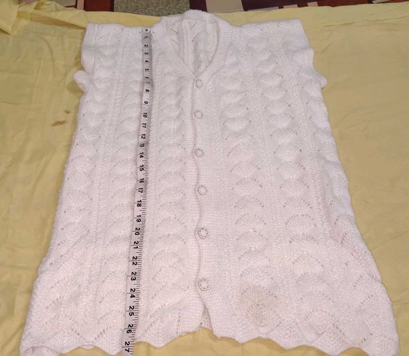 White Knitted Sleeveless Cardigan