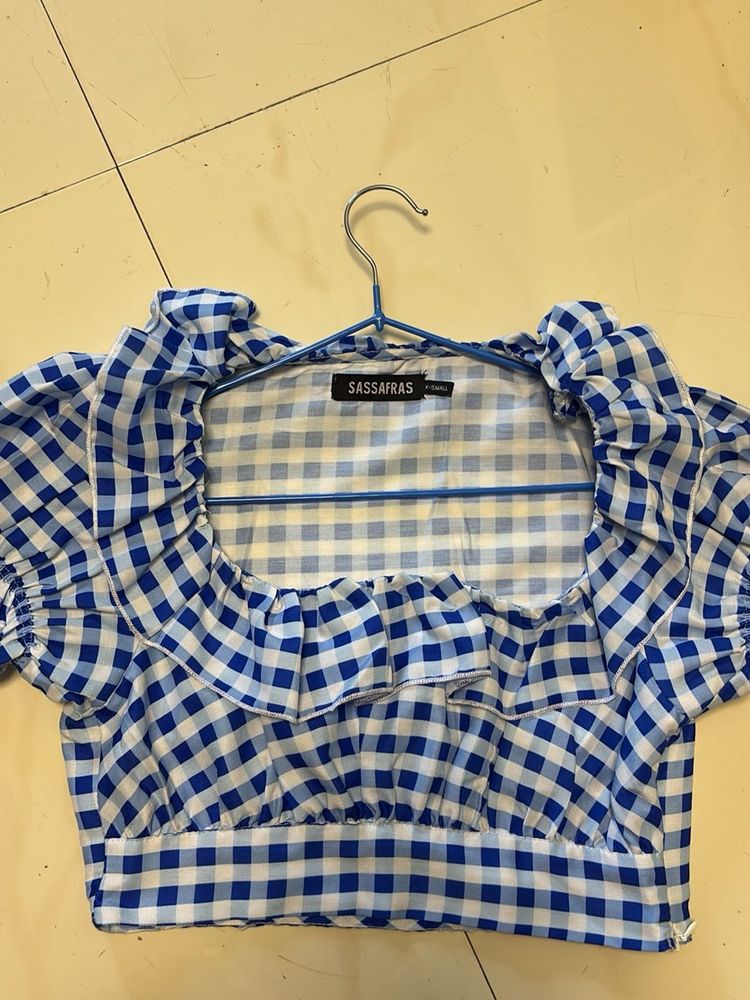 Blue Gingham Ruffle Top🧑🏻‍🩰