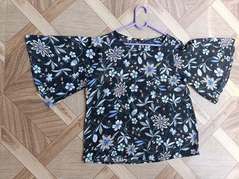 Black Floral 🌻Printed Top