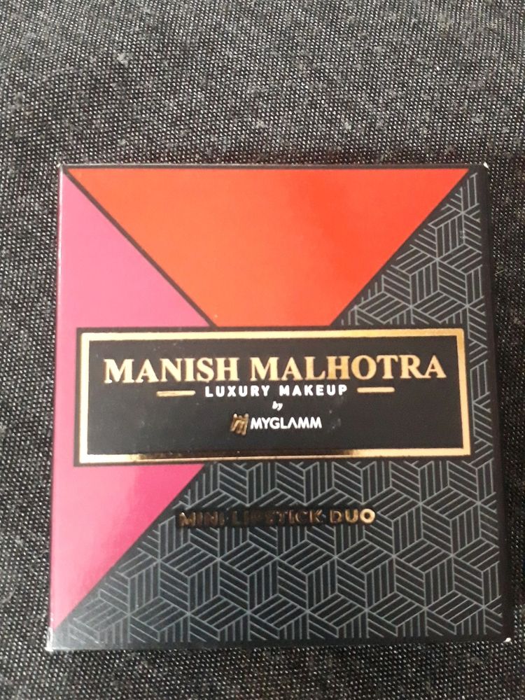 Myglamm manish Malhotra Mini lipstick Duo