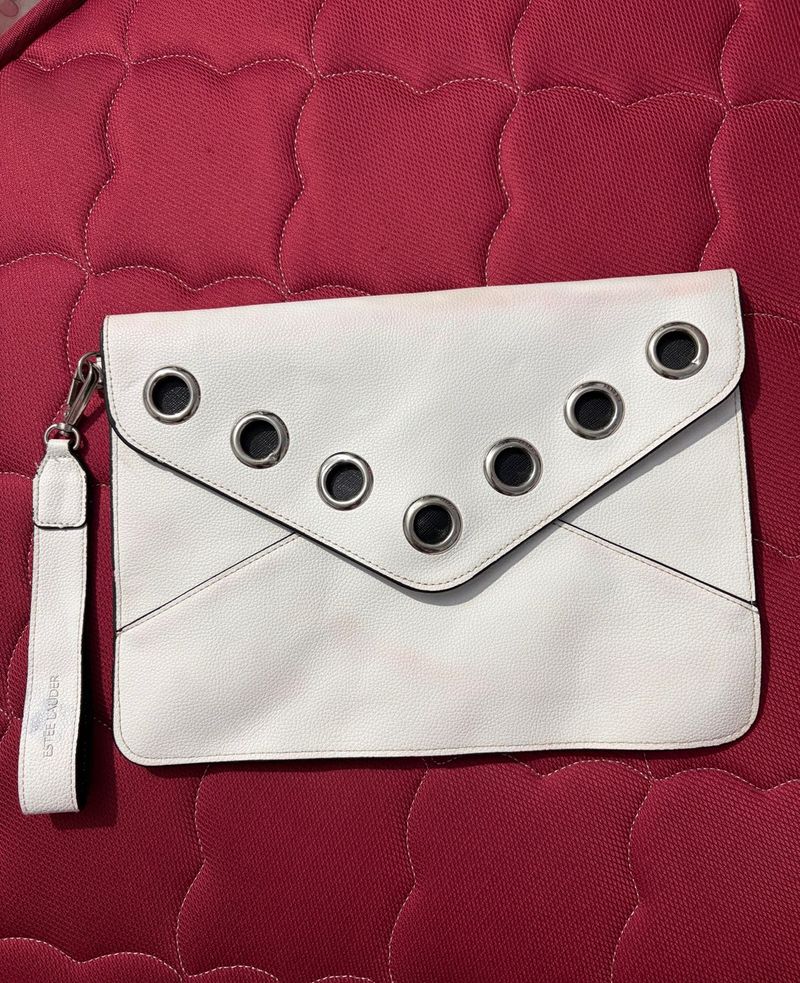 ‼️Coins‼️Estee Lauder Chic White Envelope Clutch