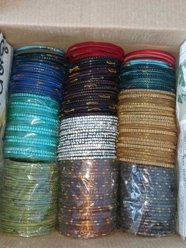 Vibrant glass Bangles Stack