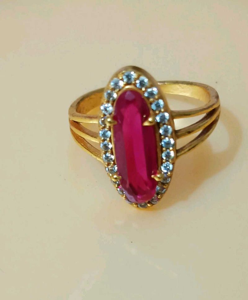 Elegant Statement Ring with Pink Stone