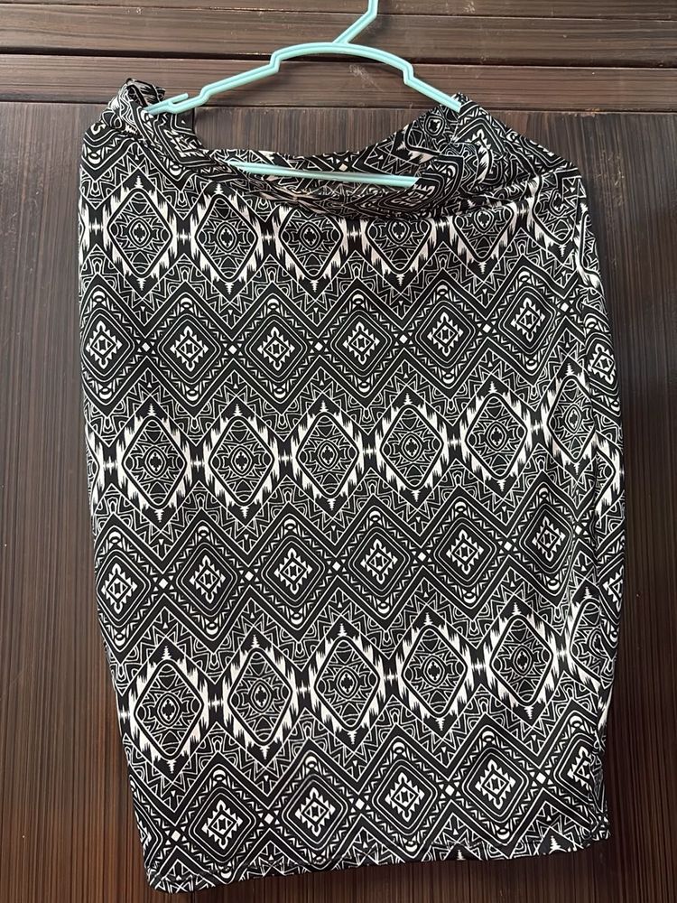 Black &amp; White Tribal Print Skirt