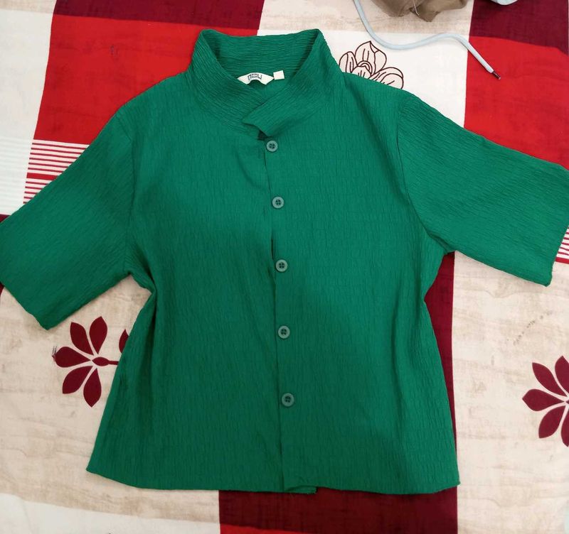 Cute green shirt top 💚