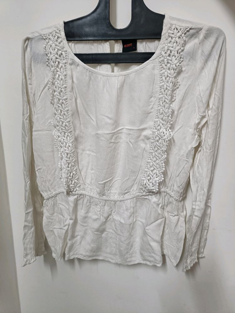 ✅🛍️ White Top 🛍️✅