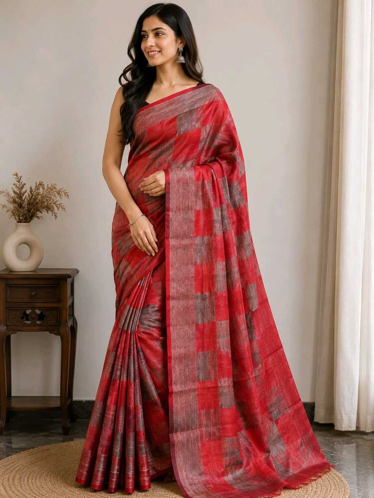 Elegant Red &amp; Grey Checkered Saree