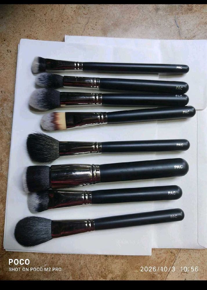 Pac 8 face brushes and 10 eyes brushe
